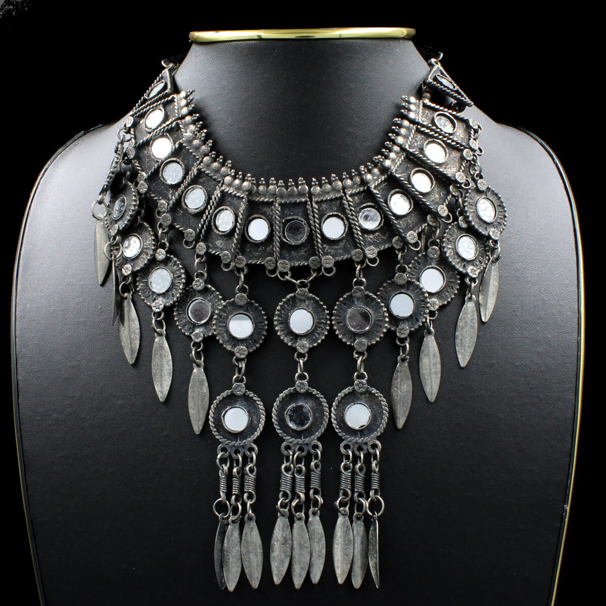 Beautifully Crafted Black Metal Necklace Set