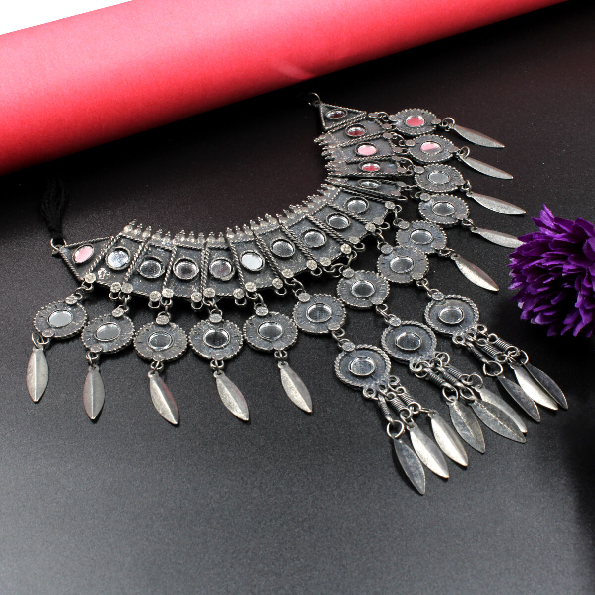 Beautifully Crafted Black Metal Necklace Set