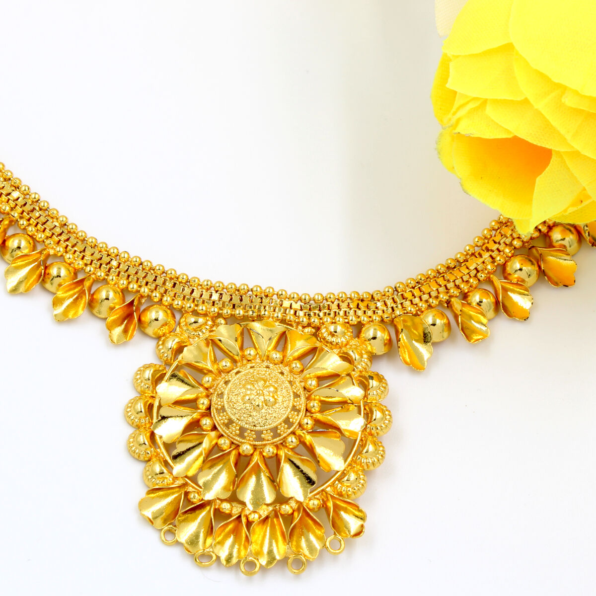 Cleverly Crafted Gold Plated Necklace Set Short