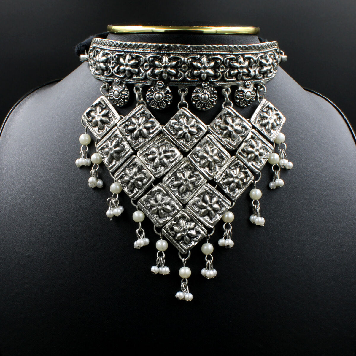 Ethnic Tribal Oxidized Pearl Choker