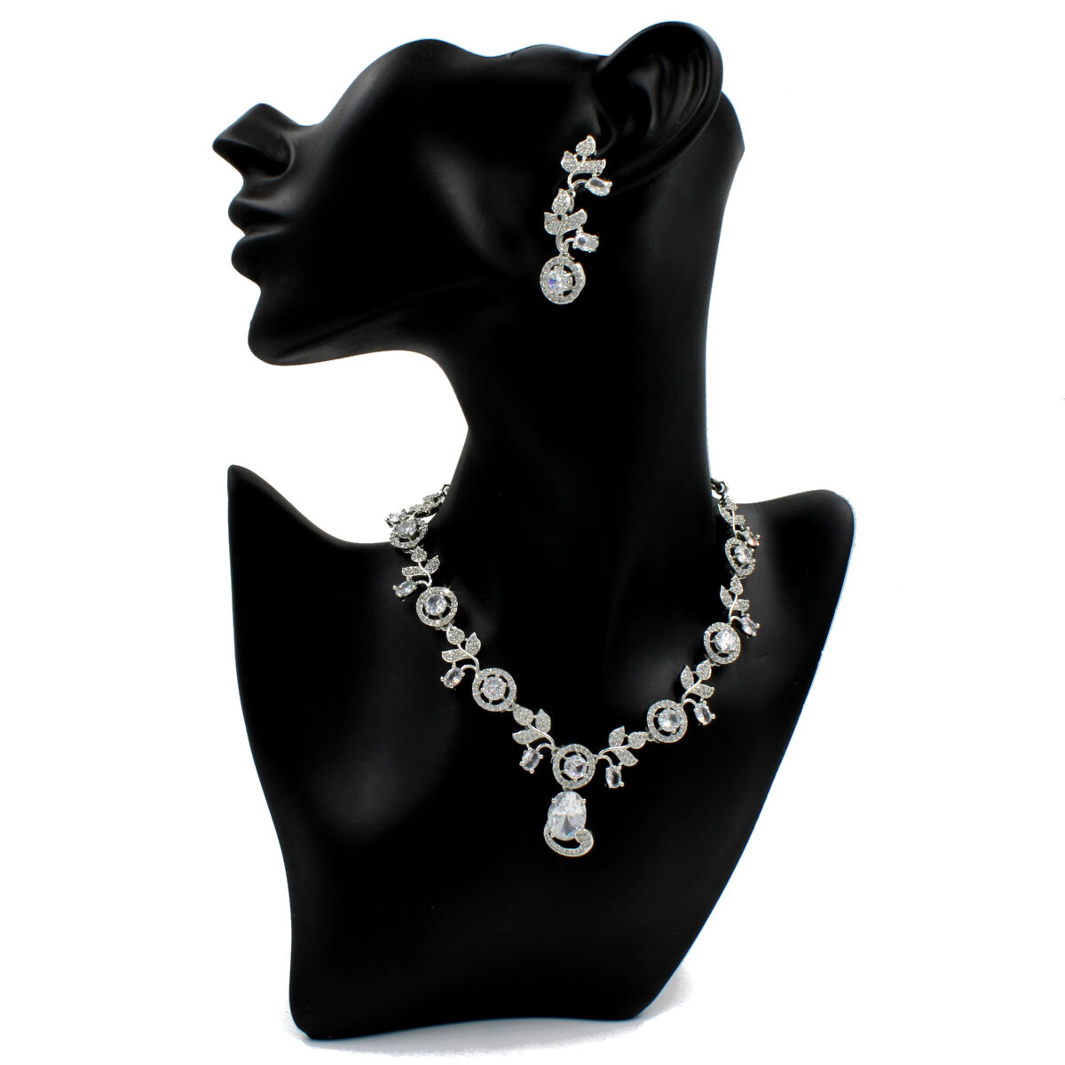 Stylish Short AD Studded Necklace Set