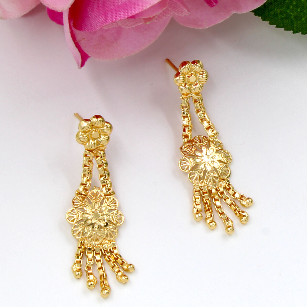 Lustrous Orlenna Gold Plated Necklace Set Short