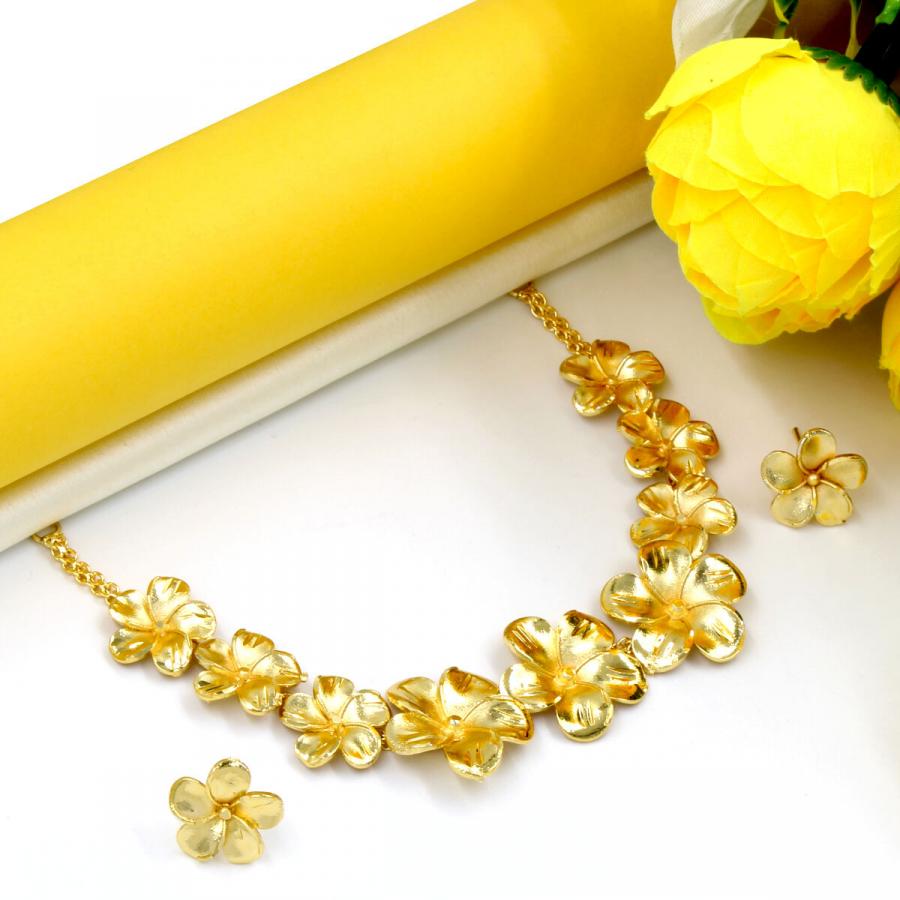 Orlenna Gold Plated Choker