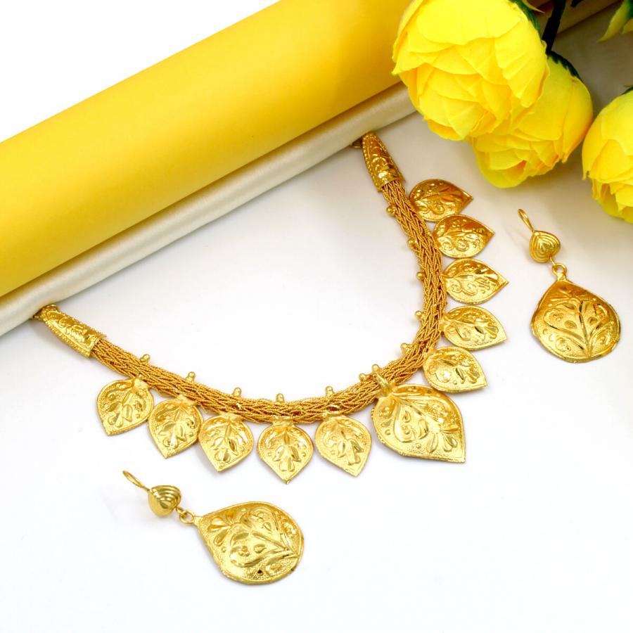 Ethnic Gold Plated Short Necklace Set