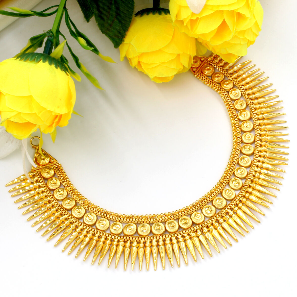 Sparkling Gold Plated Necklace Set Short