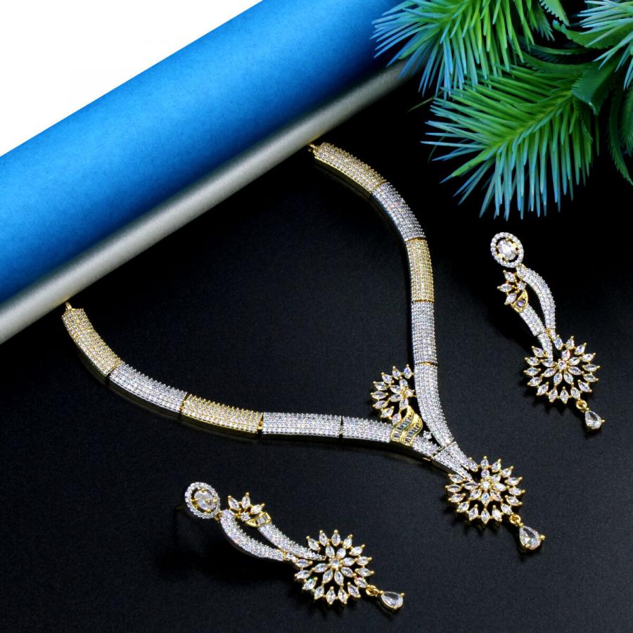 Elegantly designed American Diamond Necklace Set Short