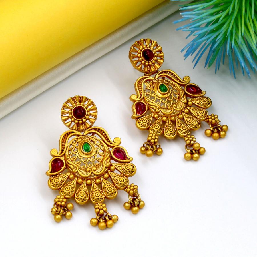 Royal Rajwadi Crystal Beads Earring