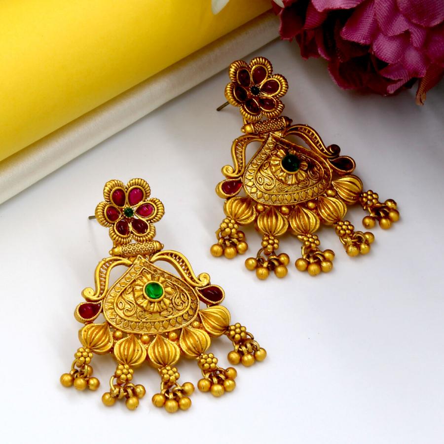 Traditional Rajwadi Crystal Beads Earring
